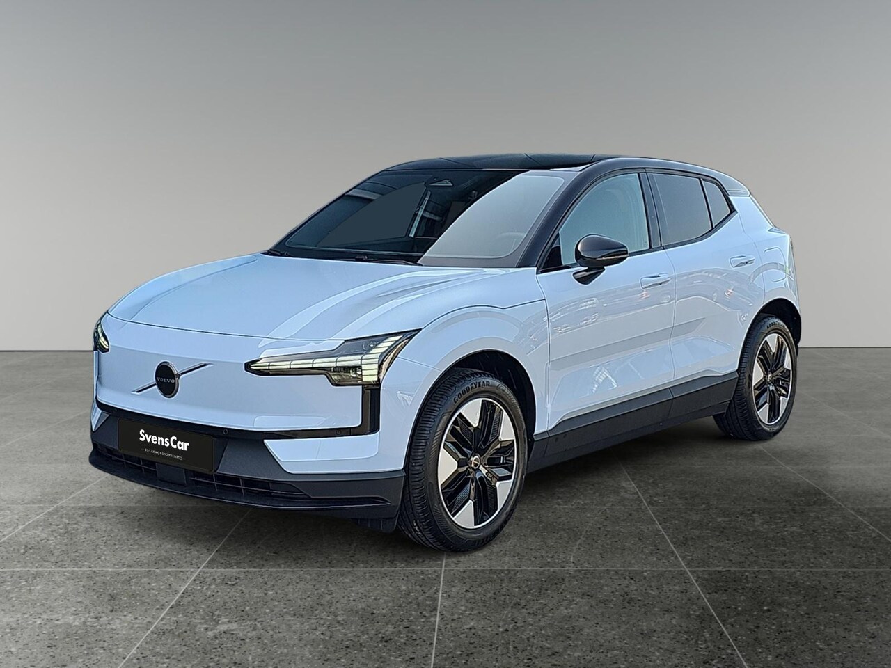 Volvo EX30 - Single Motor Plus Europa 51 kWh | Harman/Kardon | Stuur- stoelverwarming | Extra getint gl - AutoWereld.nl