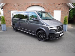 Volkswagen Transporter Caravelle - T6.1 204pk DSG Edition Dubbel Cabine 2x Elek. Schuifdeur, 18" LMV, Zwarte Grille, Lederen