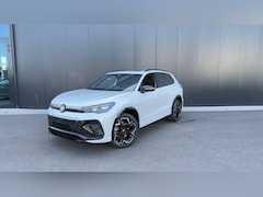 Volkswagen Tiguan - R-Line Edition - eHybrid | 'App-Connect' draadloze smartphone integratie | Automatische af