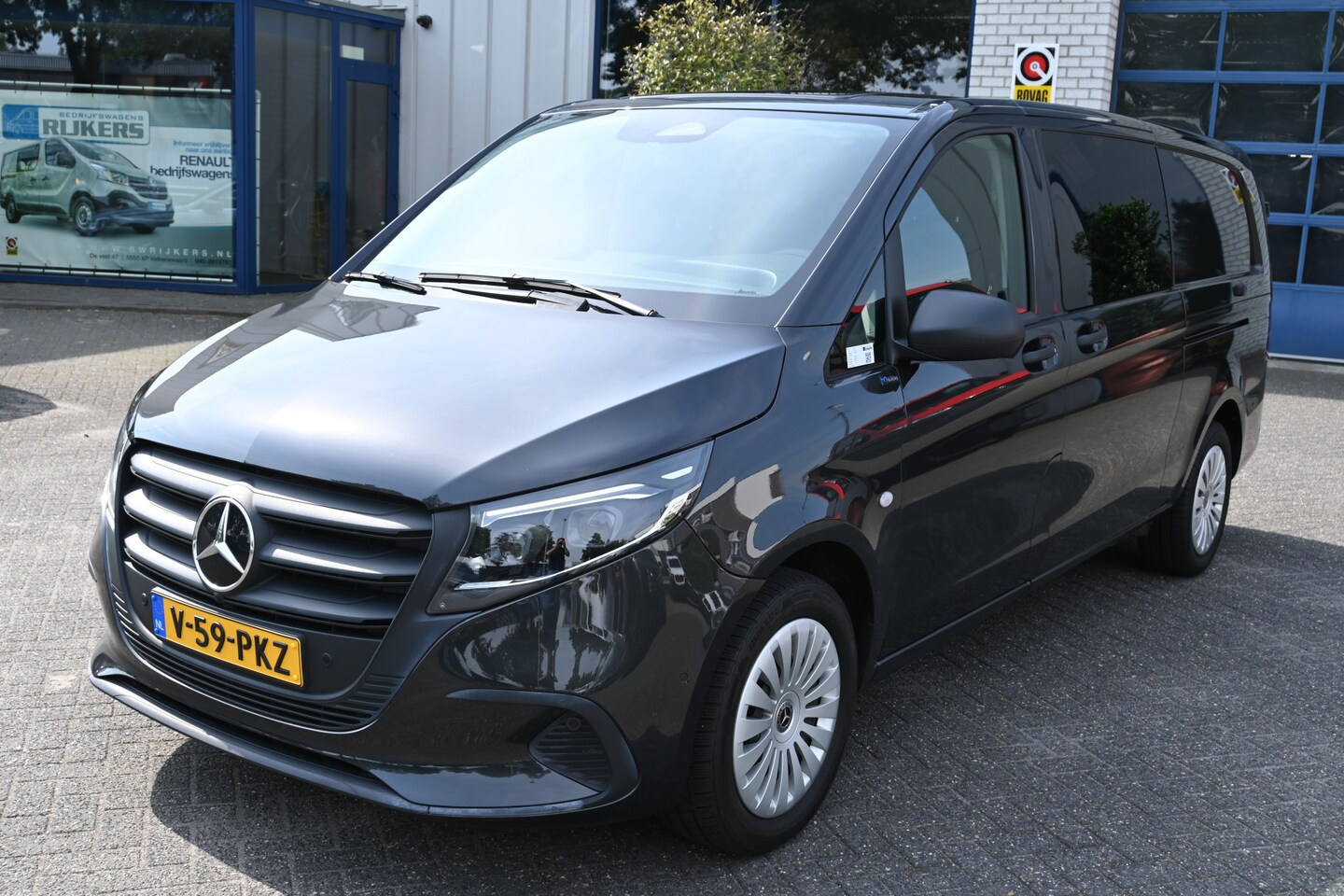 Mercedes-Benz Vito - 116 CDI DC L3 Pro LED, 2500 kg trekhaak, Navigatie en Smartphone integratie, Etc. - AutoWereld.nl