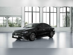 Mercedes-Benz CLA-Klasse - 200 Business Solution AMG 58 kWh | Panoramadak | Premium Pakket | Superscreen | Trekhaak |