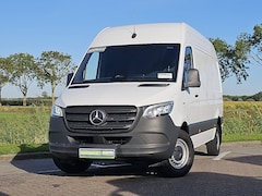 Mercedes-Benz eSprinter - L2H2 81 kWh 300km WLTP Actieradius LED Snelladen AC/DC Laden Automaat Mbux10 Camera Carpla