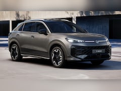 Volkswagen T-Roc - R-Line Edition | 'App-Connect' draadloze smartphone integratie | 30, 5 cm display met 2D e