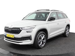 Skoda Kodiaq - 1.5 TSI 150Pk Automaat Sportline Tour Edition / Panoramadak / Camera / Clima