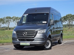 Mercedes-Benz Sprinter - 317 L2H2 RWD LED WP-Inrichting Navi Trekhaak Camera Mbux Automaat Apple Carplay Cruise Con