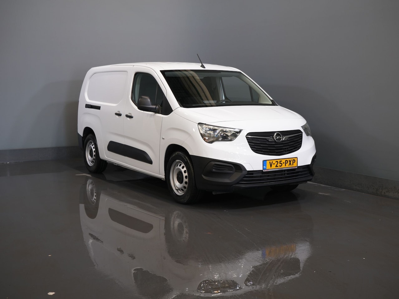 Opel Combo Electric - 135 pk 50kWh 285 km WLTP L2 Snellader/ Cruise/ Airco/ PDC/ DAB/ Bluetooth - AutoWereld.nl