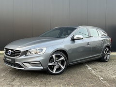 Volvo V60 - 1.5 T3 R-Design Navigatie / Parkeerverwarming / Stoelverwarming / verwarmbaar voorruit / H