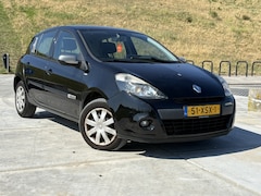 Renault Clio - 1.5 dCi Night & Day / Nieuwe koppeling