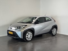 Toyota Aygo X - 1.0 VVT-i MT Play | Apple Carplay | Achteruitrijcamera |