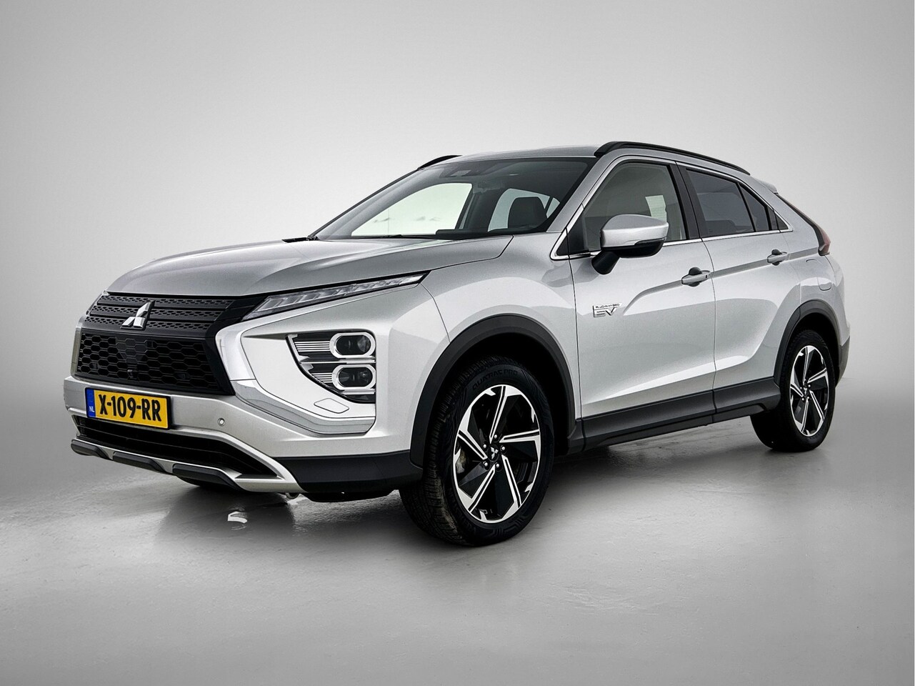 Mitsubishi Eclipse Cross - 2.4 PHEV Executive | Trekhaak | Origineel NL! | NAP - AutoWereld.nl