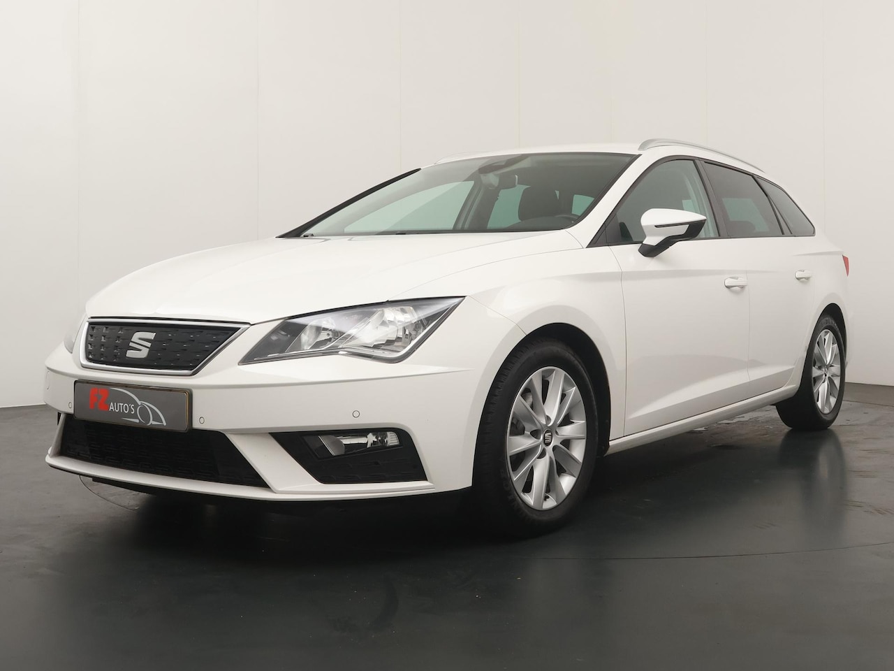 SEAT Leon ST - 1.0 EcoTSI Style Business Intense Automaat - Navigatie - Climate Control - Parkeersensoren - AutoWereld.nl
