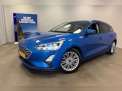 Ford Focus - 1.0 EcoBoost Titanium Business | Winter Pack | Navi | LED | 17 Inch | Car Play | Climate C