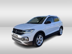 Volkswagen T-Cross - 1.0 TSI 110pk Style DSG Automaat / Virtual Cockpit / Trekhaak / 17 Inch / DSG / Stoelverwa