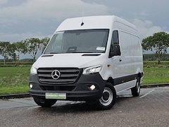 Mercedes-Benz Sprinter - 317 L2H2 LED Mbux10 Automaat Navi Camera PDC 3 Zits Cruise Control Airco Nieuw Model Euro6