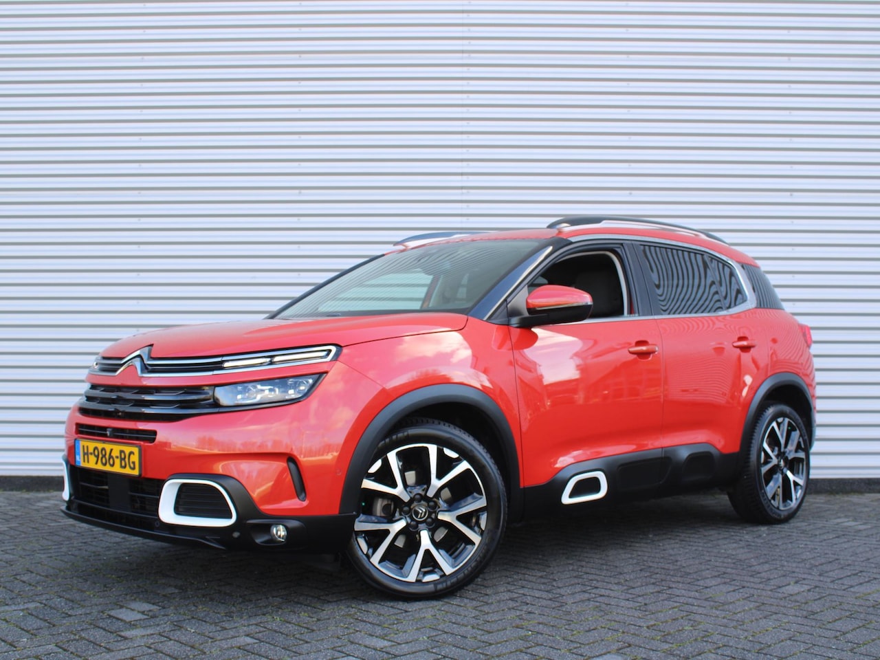 Citroën C5 Aircross - 1.6 PureTech Shine | 180PK | Panoramadak | 360° Camera | Dodehoek detectie | Stoelverwarmi - AutoWereld.nl