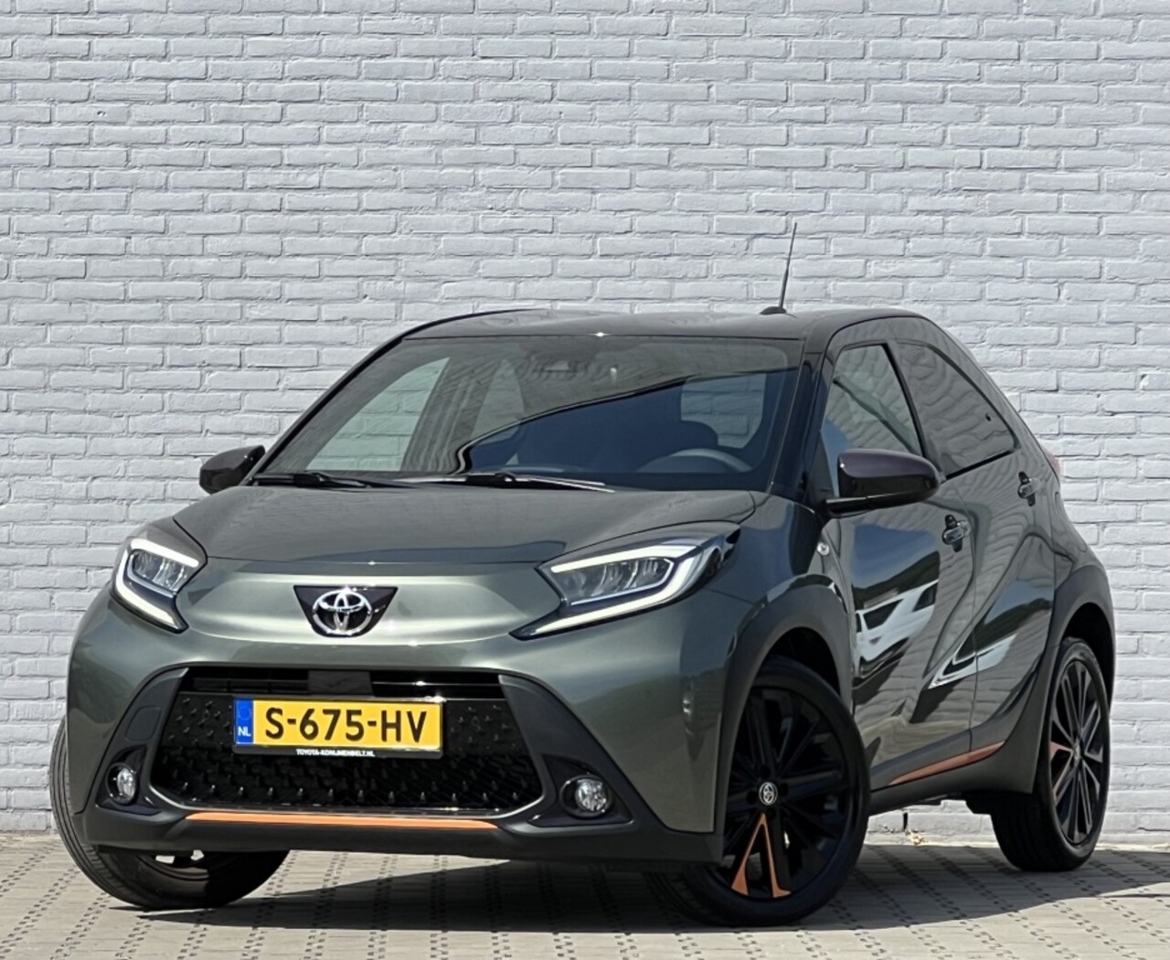 Toyota Aygo X - 1.0 VVT-i S-CVT Limited Automaat 5-deurs | Clima | DAB - AutoWereld.nl