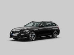 BMW 3-serie Touring - 330e | M Sportpakket | Comforttoegang | Trekhaak | Panoramadak elektrisch | Hifi | Driving