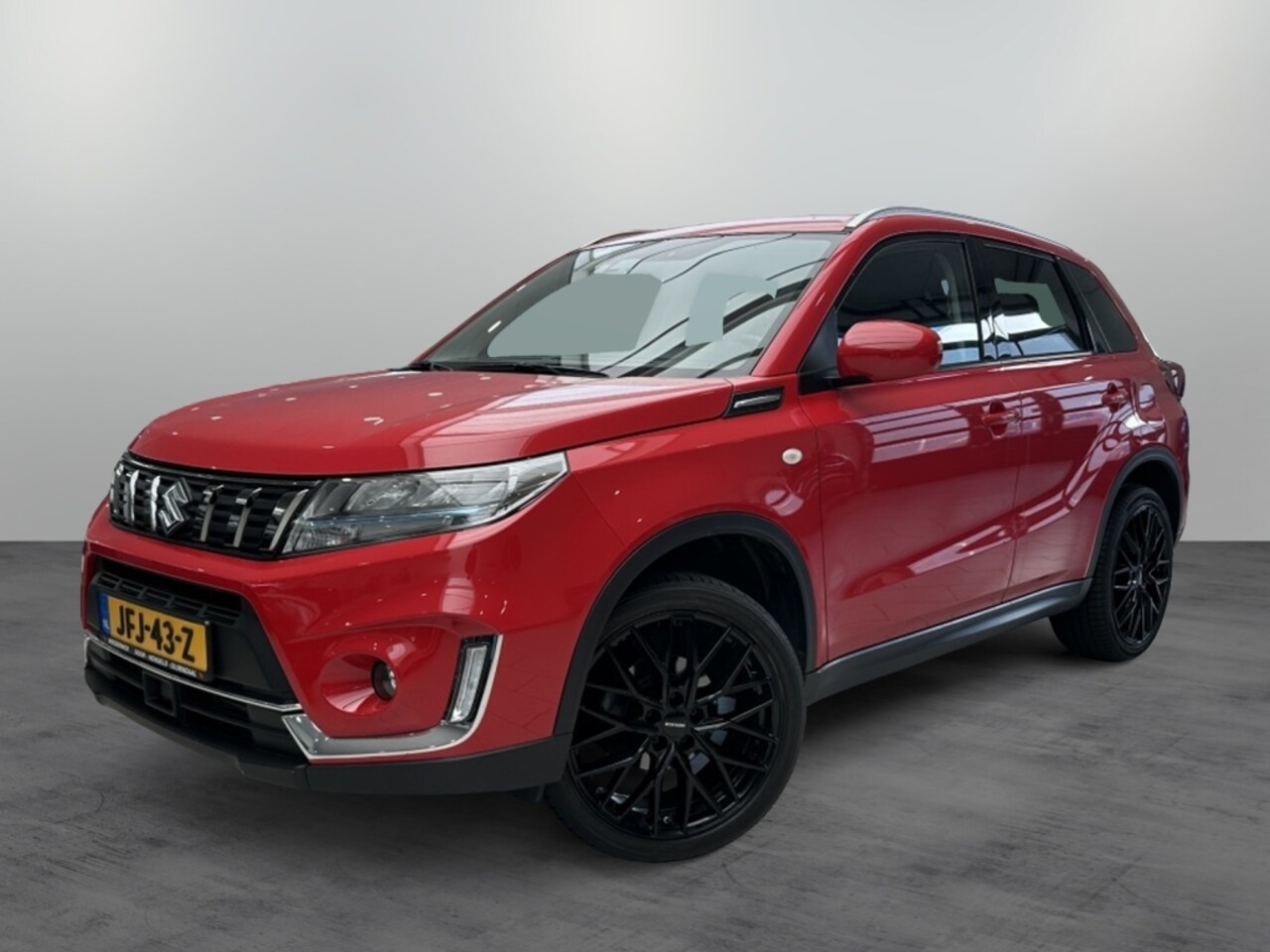Suzuki Vitara - 1.4 Boosteret Select SmartHybrid [ 1500KG TREKGEWICHT I TREKHAAK I MEERSPAAKS ZWARTE VELGE - AutoWereld.nl