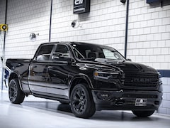 Dodge Ram 1500 - Limited Night 5.7L Hemi V8 | Pano| Luchtvering | 360 camera 6.4 ft Bed