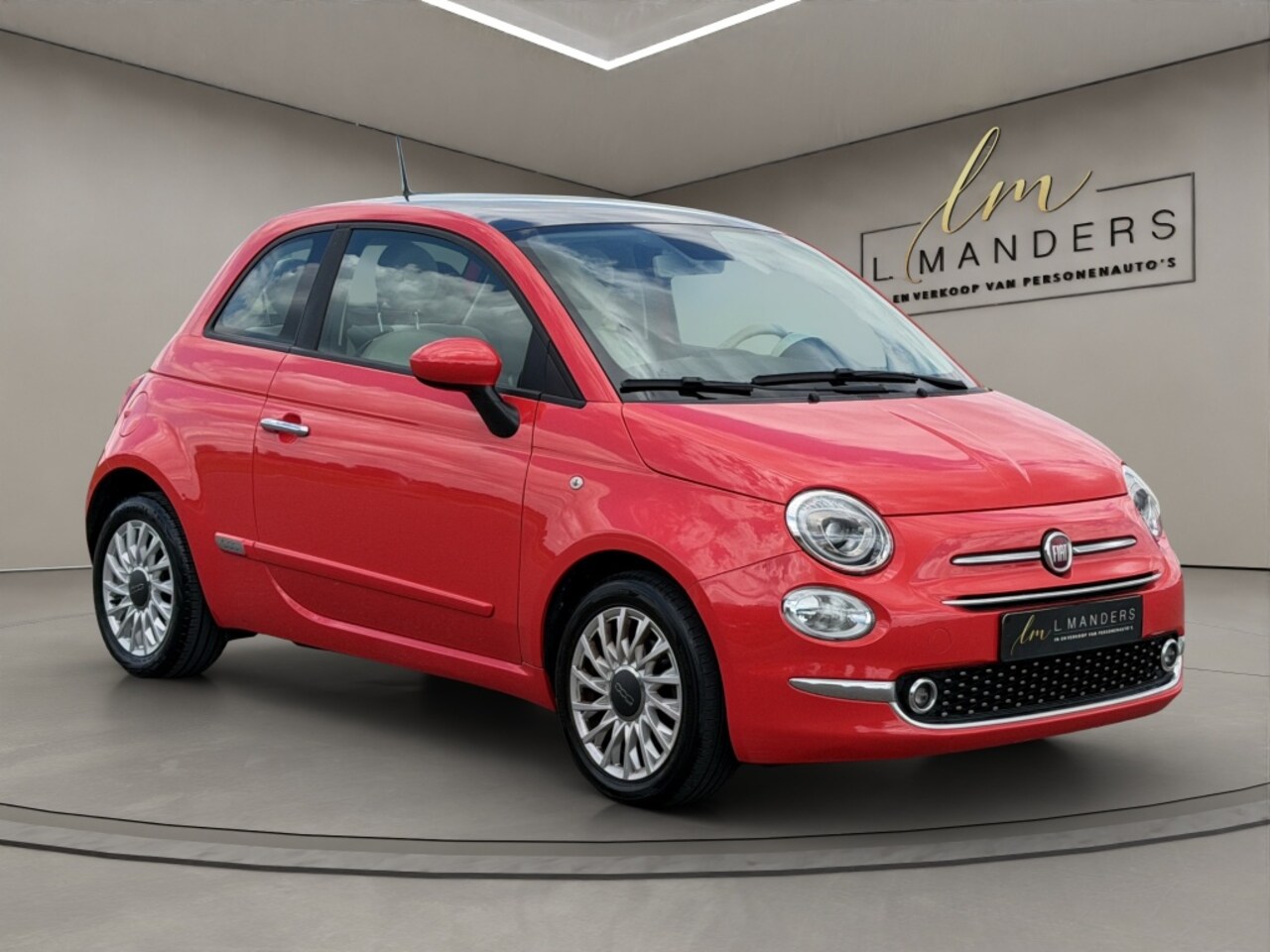 Fiat 500 - 1.0 Hybrid Lounge 2021 KORAAL | Apple CarPlay | Panoramadak | Ai - AutoWereld.nl
