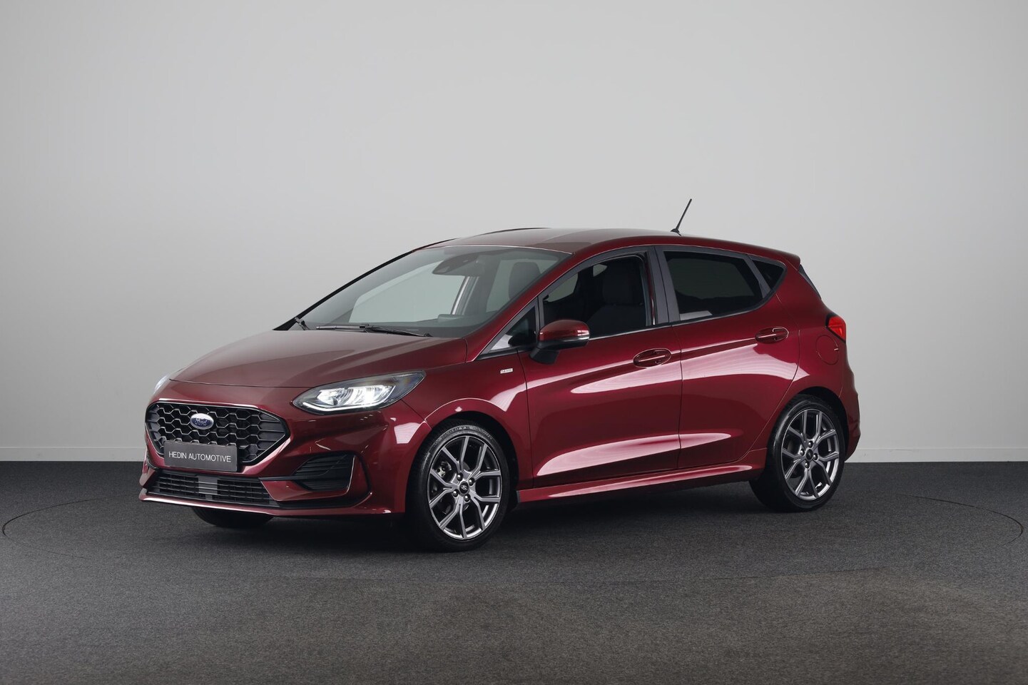 Ford Fiesta - 1.0 EcoBoost Hybrid ST-Line | Winter Pack | LED | Privacy glass | Carplay - AutoWereld.nl