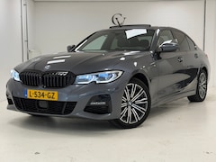 BMW 3-serie - 330e M-Sport | Schuif/kanteldak | Elektrische stoelen | Verwarmd stuur |