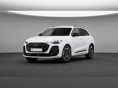 Audi Q5 - e-hybrid quattro S edition Competition 367 PK · Head-Up display · B&O Premium 3D · Sportst