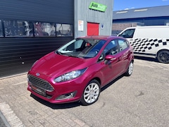 Ford Fiesta - 1.6 Titanium Automaat|Trekh|Airco|17inch