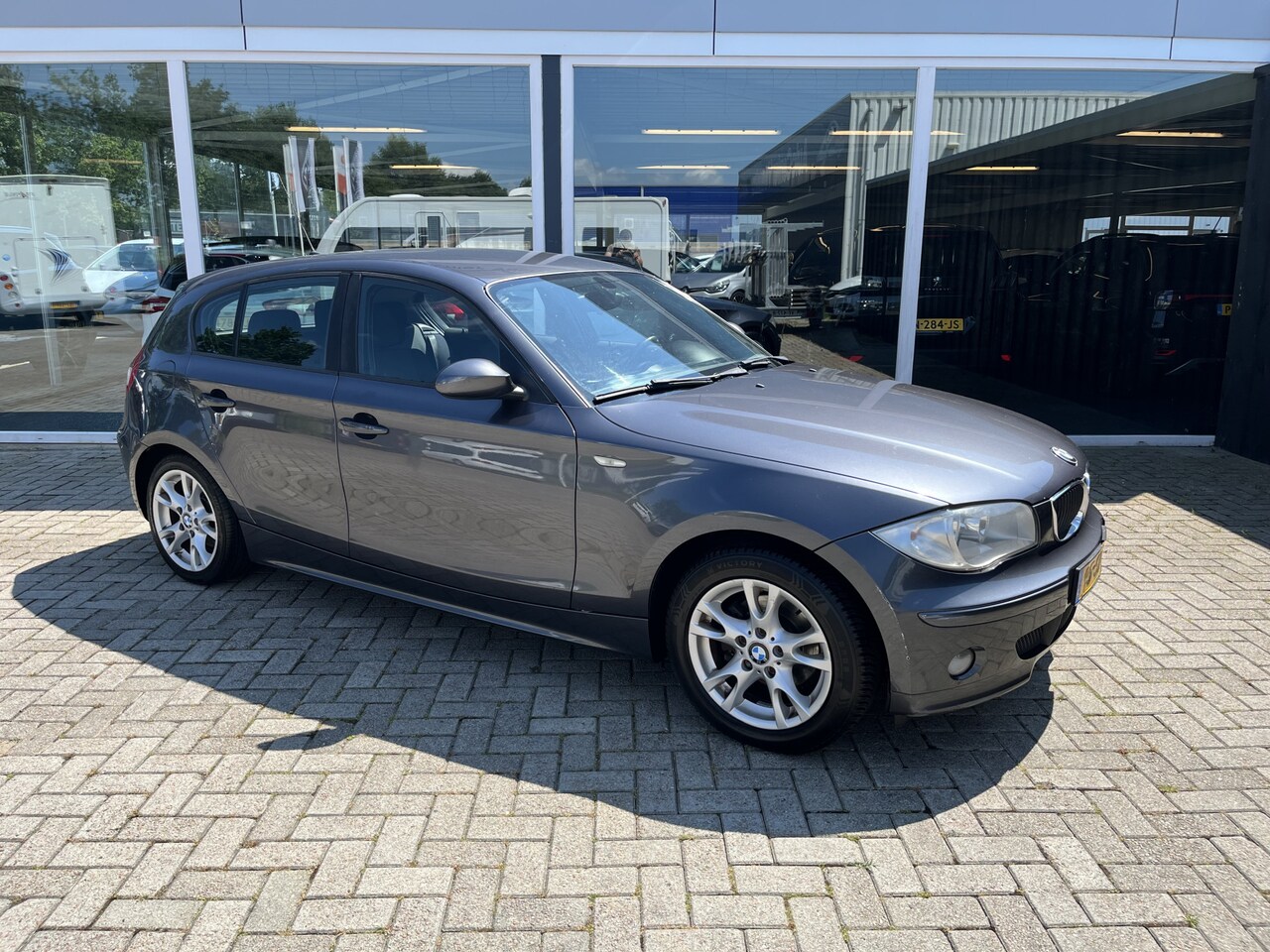 BMW 1-serie - 118i Sportstoelen / Airco / Lmv - AutoWereld.nl