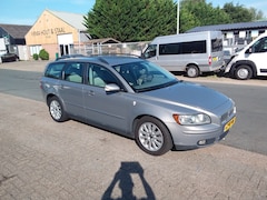 Volvo V50 - 2.4i Momentum