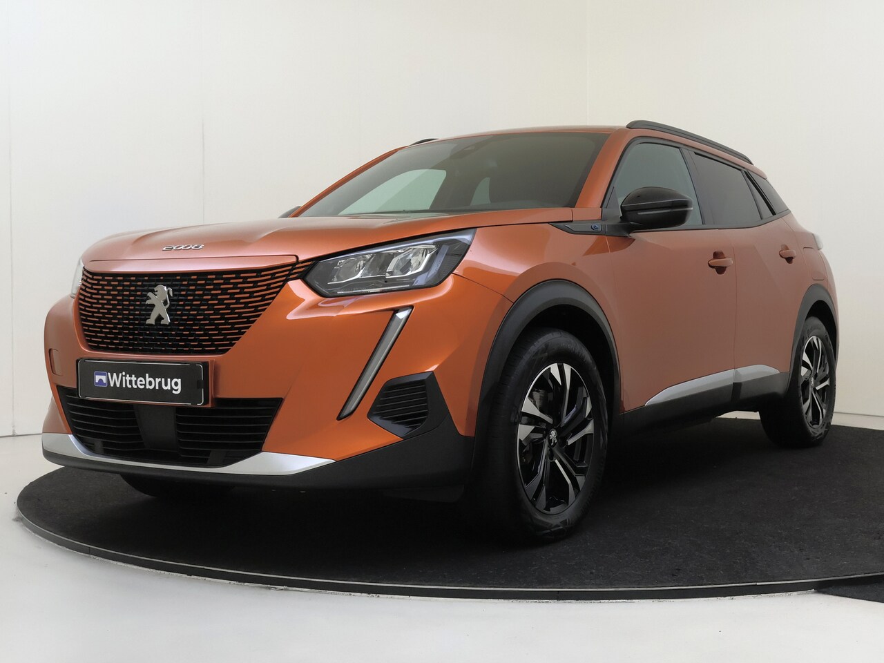 Peugeot e-2008 - EV Allure Pack 50 kWh | Camera | Clima | Navigatie | Carplay | - AutoWereld.nl