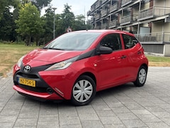 Toyota Aygo - 1.0 VVT-i x-now / Jaar APK / Probleemloos