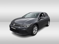 Volkswagen Golf - 1.0 eTSI Life Trekhaak / App-Connect / Stoelverwarming / Park Distance Control