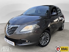 Lancia Y(psilon) - Ypsilon 0.9 TwinAir Platinum Airco Cruise Pdc Nap