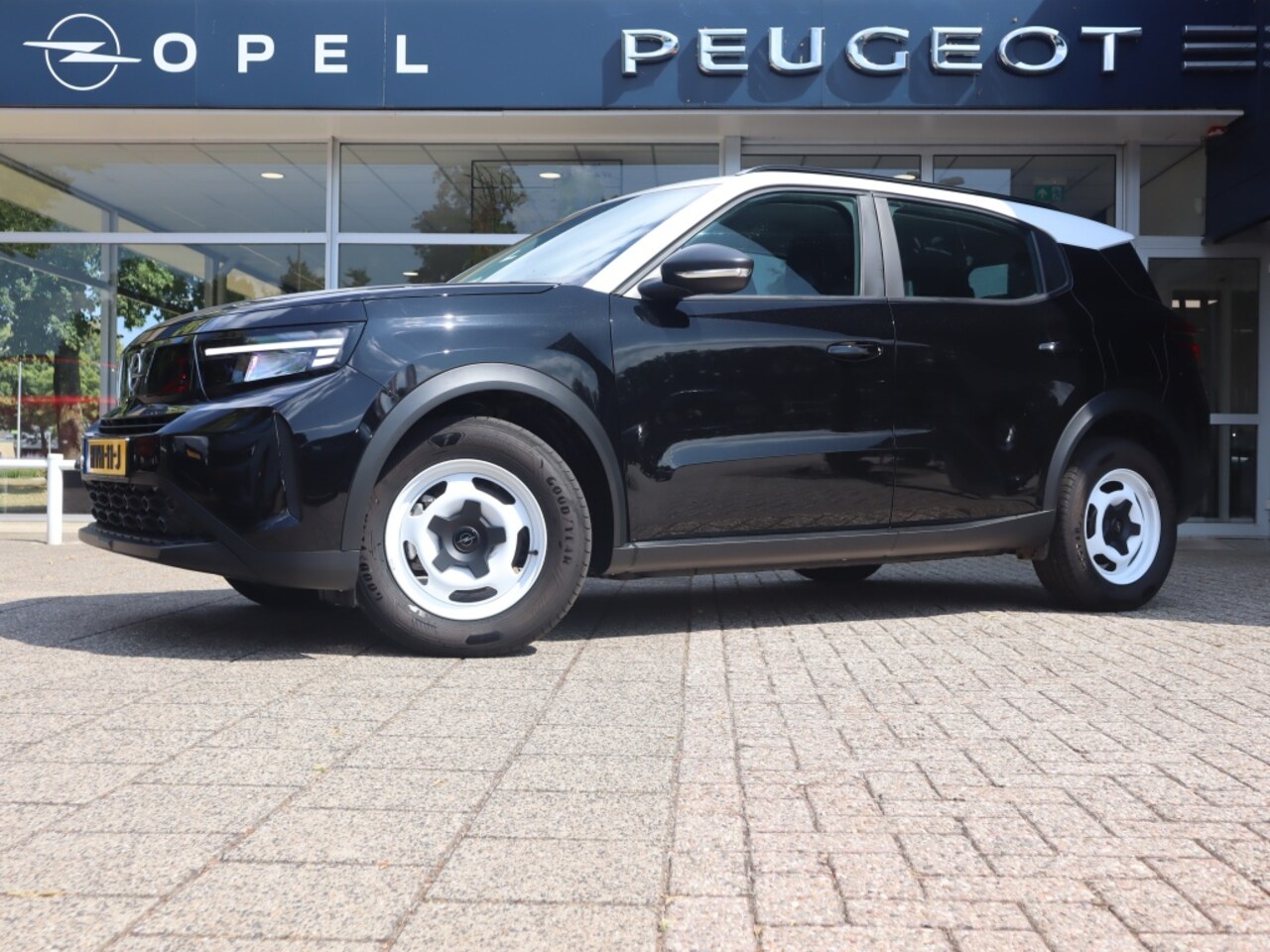 Opel Frontera - Edition 44kWh 113pk, Rijklaarprijs, Navigatie Camera Stoel,-Stuur- en Voorruitverwarming - AutoWereld.nl