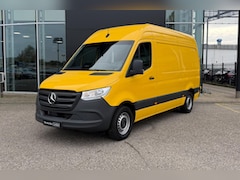 Mercedes-Benz Sprinter - 315 Diesel L2 Automaat Pro | DHL Uitvoering | Pakketbezorging | Airco | Camera | Zijwindas