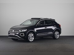 Volkswagen T-Roc - 1.0 TSI Style | Panoramadak | Carplay | Adaptive Cruise Control | Camera | Stoelverwarming