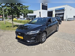 Ford Focus - 1.0 EcoBoost Hybrid ST Line Style