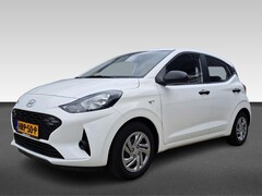 Hyundai i10 - 1.0 Comfort | Achterbank in delen neerklapbaar | Achteruitrijcamera | Airco