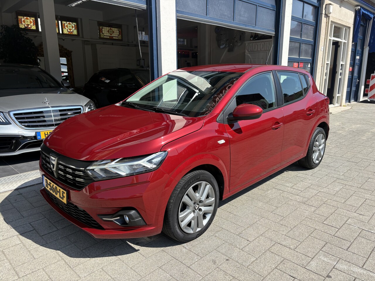 Dacia Sandero - 1.0 TCe 100 Bi-Fuel Expression CARPLAY/AIRCO/CRUISE - AutoWereld.nl