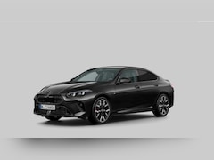 BMW 2-serie Gran Coupé - 220 M Sport Pakket Pro | Achteruitrijcamera | Elektrisch verwarmde voorstoelen | Stuurwiel