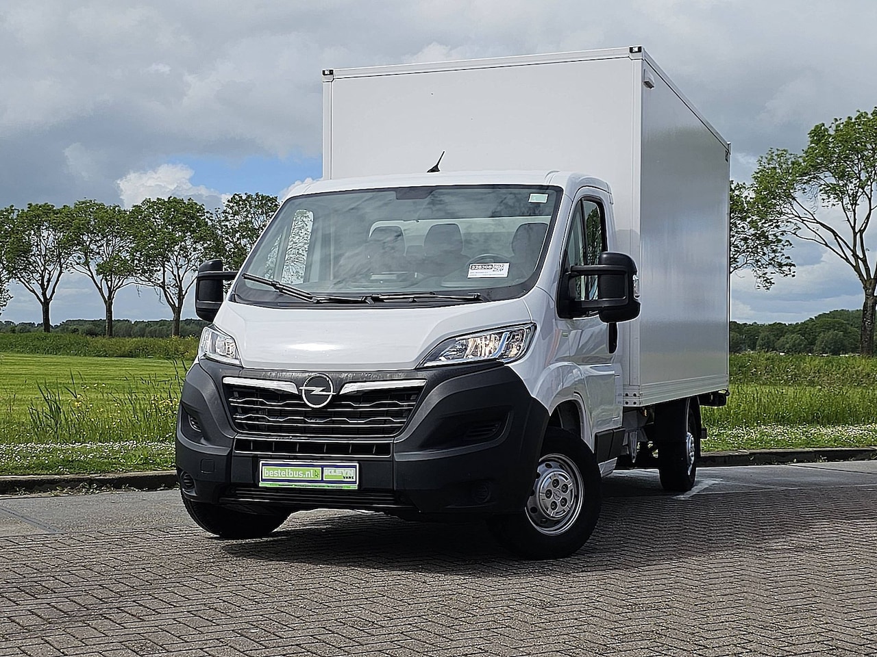 Opel Movano - 2.2 L3 Bakwagen Laadklep Hollandia Airco 3 Zits Cruise Control Euro6 140 PK! - AutoWereld.nl