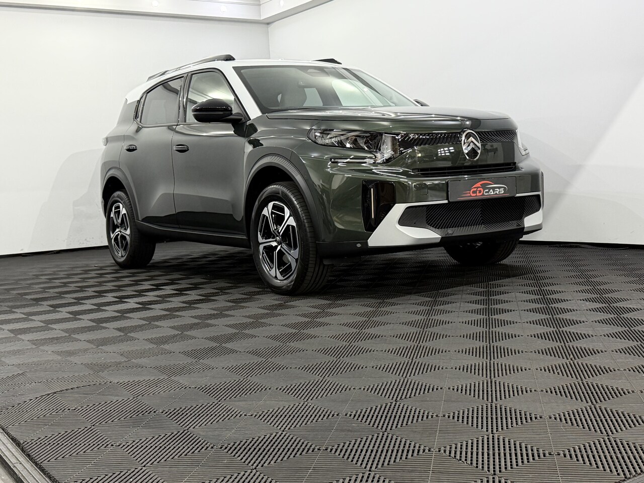 Citroën C3 Aircross - 1.2 Hybrid 145pk Max 7p. Camera, Apple carplay, Half leder, 17 Inch velgen, Rijstrook corr - AutoWereld.nl