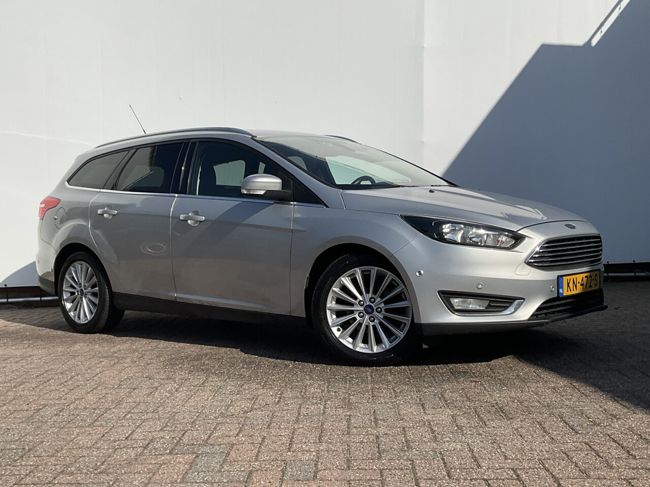 Ford Focus Wagon - 1.0 Titanium Nav/Cruise Clima NW DB-Riem Orig.NL Voll.Onderhouden! - AutoWereld.nl