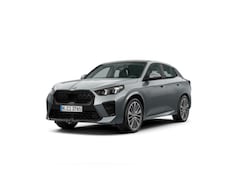 BMW X2 - sDrive20i | M Sportpakket Pro |Innovation Pack | Comfort Pack | Trekhaak | Panroramadak |