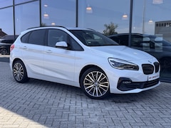 BMW 2-Serie - 220i High Executive Sport Line | Automaat | Head-Up | Navi | Stoelverwarming