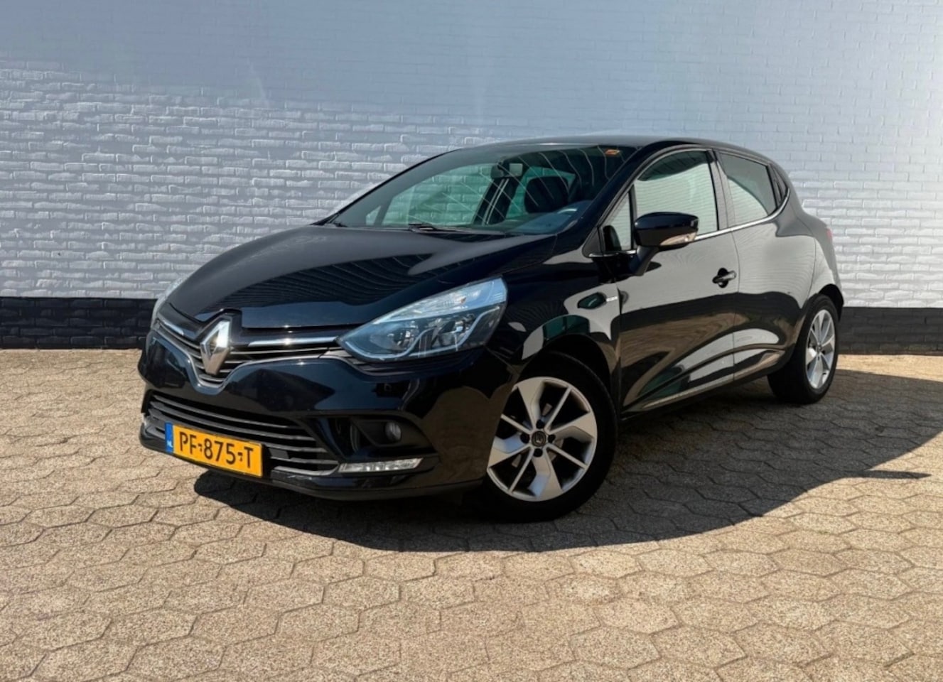 Renault Clio - 0.9 TCe Limited / Full option / Topcar - AutoWereld.nl