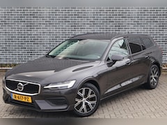 Volvo V60 - 2.0 B3 Essential | Trekhaak | Navigatie | Apple Carplay | Android Auto | Achteruitrijcamer