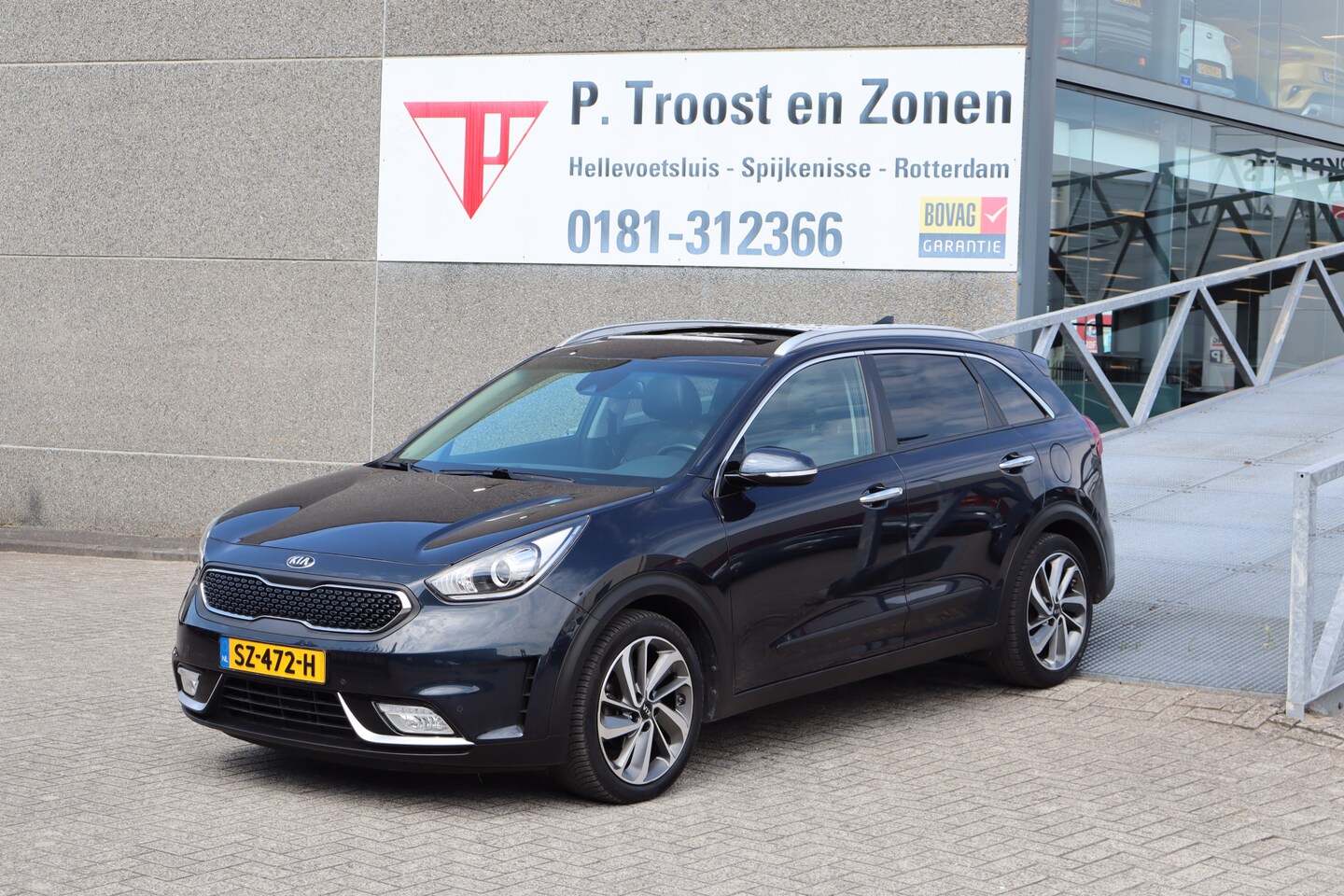 Kia Niro - 1.6 GDi Hybrid Design Edition Panoramadak! Apple carplay/Achteruitrijcamera/Stoelverwarmin - AutoWereld.nl