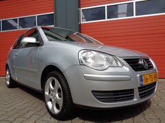 Volkswagen Polo - 1.2 Optive Airco LMV 143DKm NAP NL-Auto